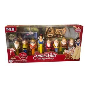 Snow White and the Seven Dwarfs Pez Collector’s Series with Storybook Sealed NIB